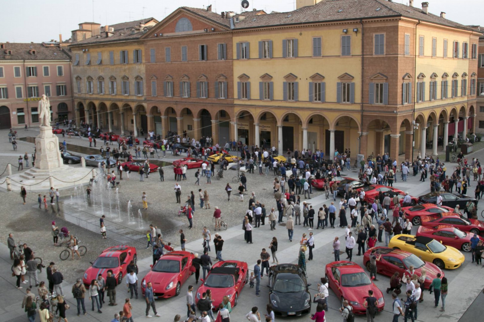 Enzo Ferrari torna in primo piano a settembre a Modena